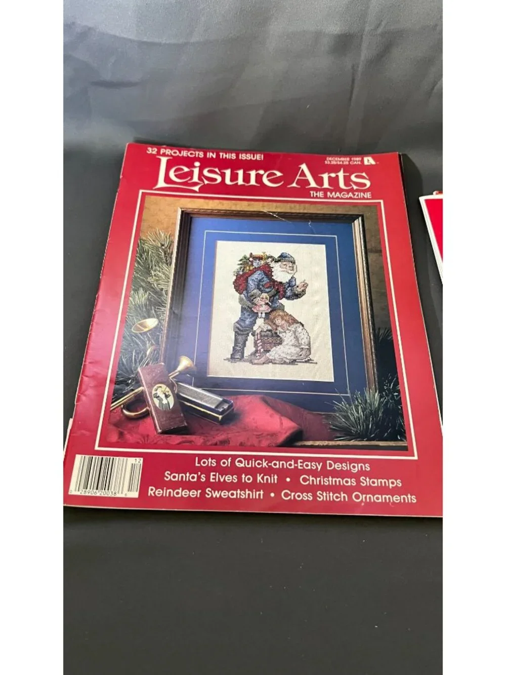 8 Vintage Leisure Arts Magazine Lot Cross Stitch/Crafts 1986-1989